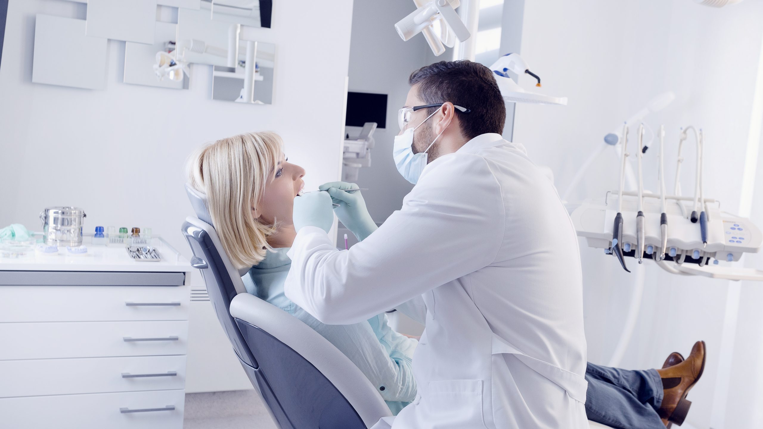 Dentist in Wyandanch, NY